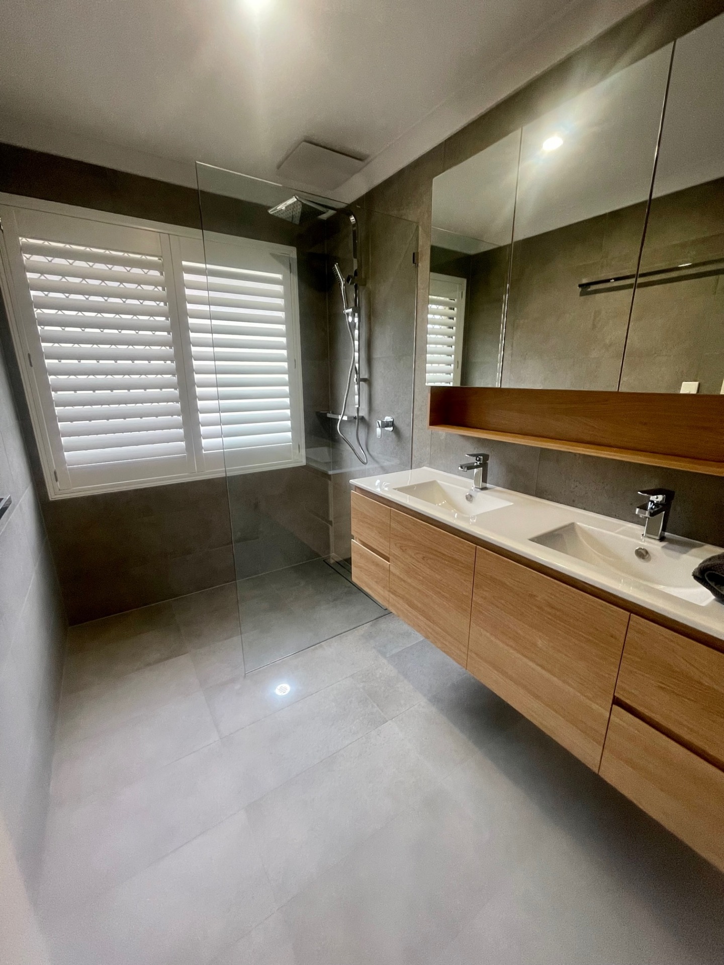Canning Vale [Bathroom] - Taurus Property